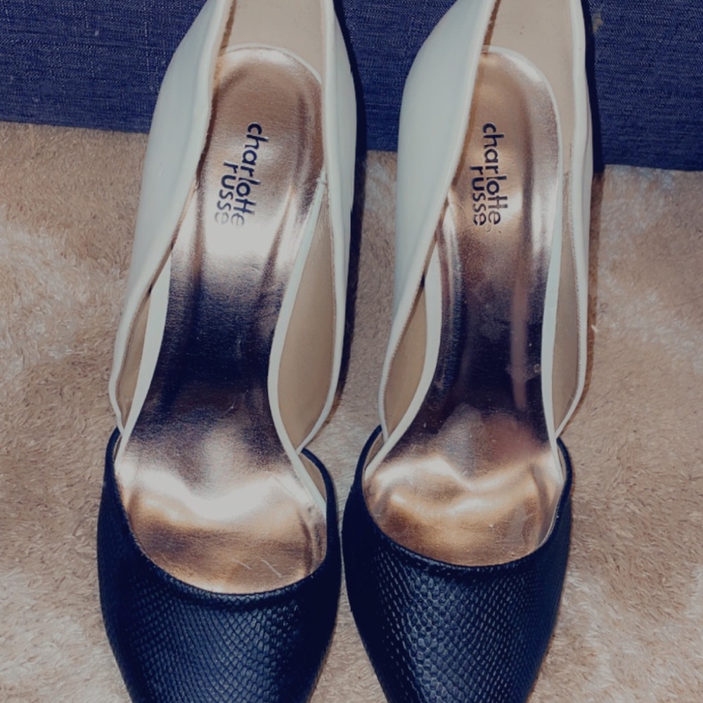 Shoes - Picture 2 of 3